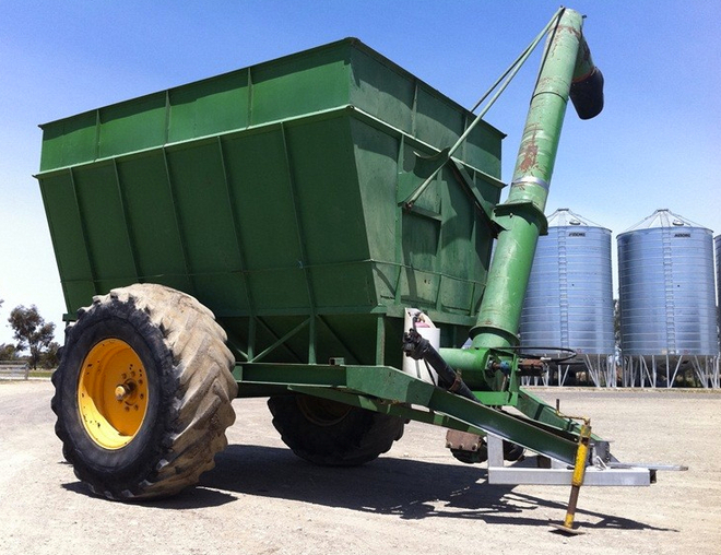 White Chaser Bin Machinery & Equipment Grain Handling For